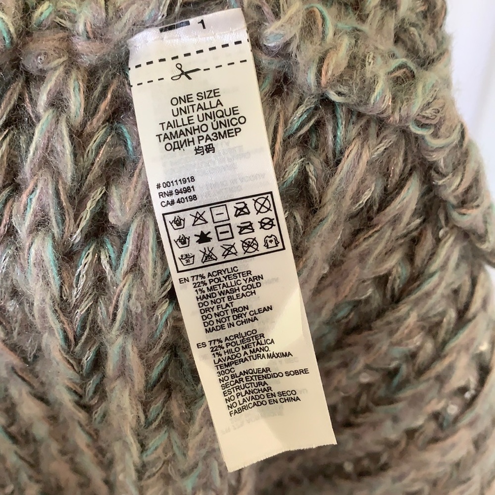 Infinity Scarf - Picture 3 of 4